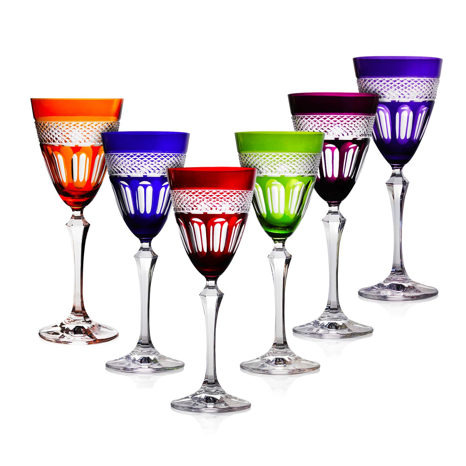 Série de cinq verres à pied de couleur en cristal taillé - Le chat