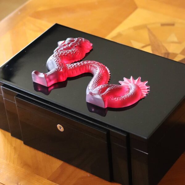 dragon-cristal-rouge-lalique