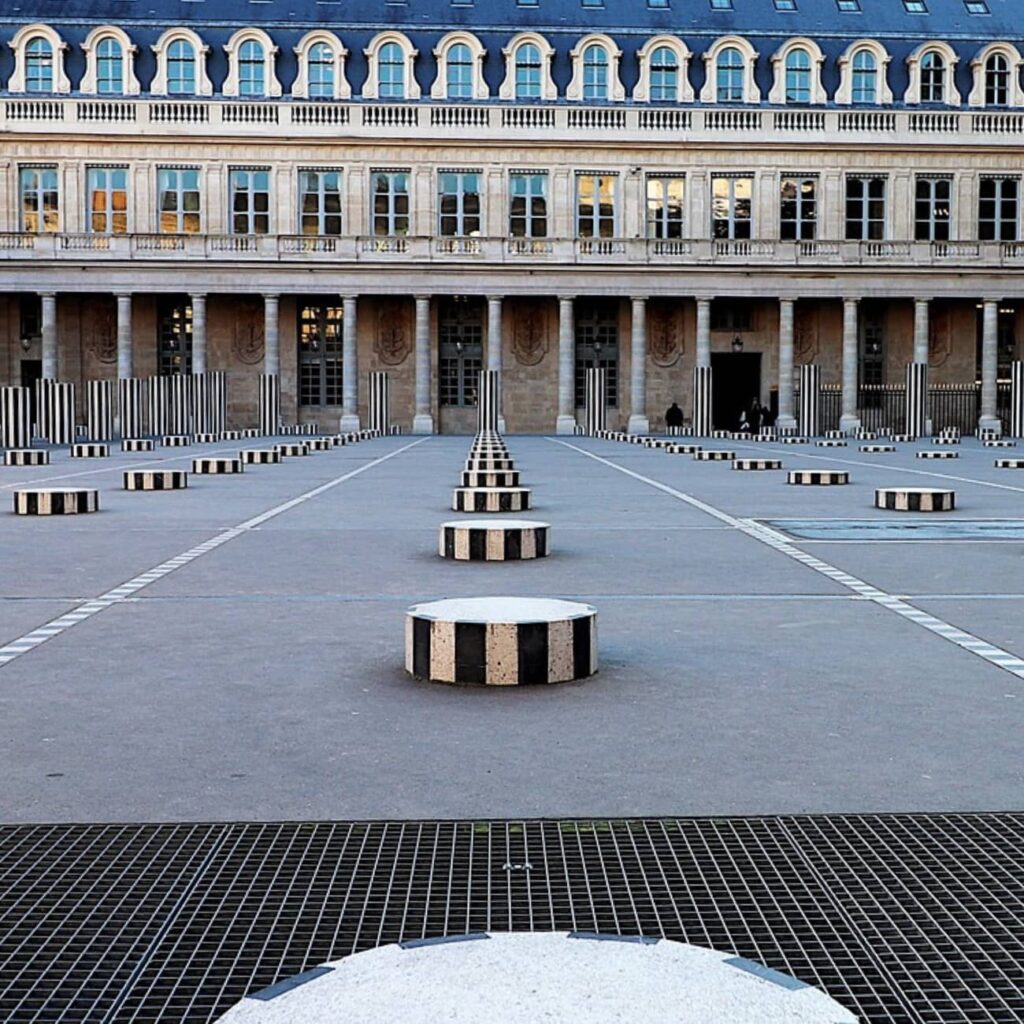 art-contemporain-Colonnes-de-Buren