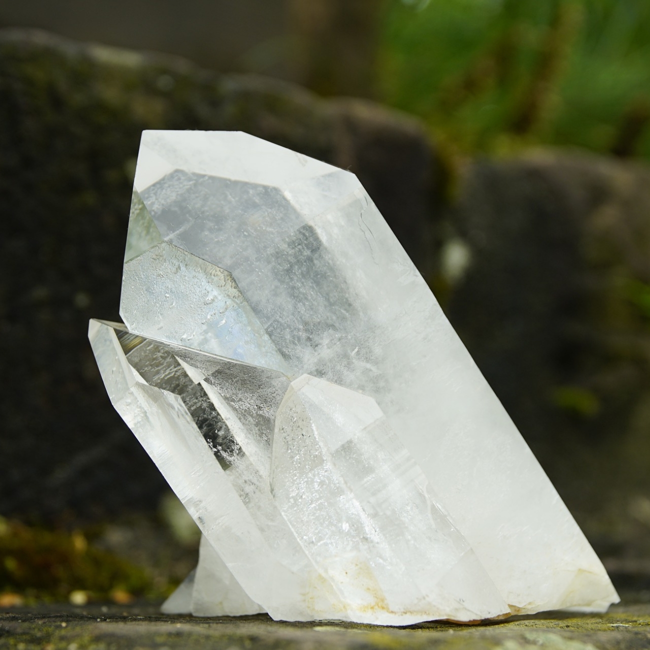 pierre-cristal-de-roche