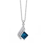 pendentif-cristal-carre-eclat-azur